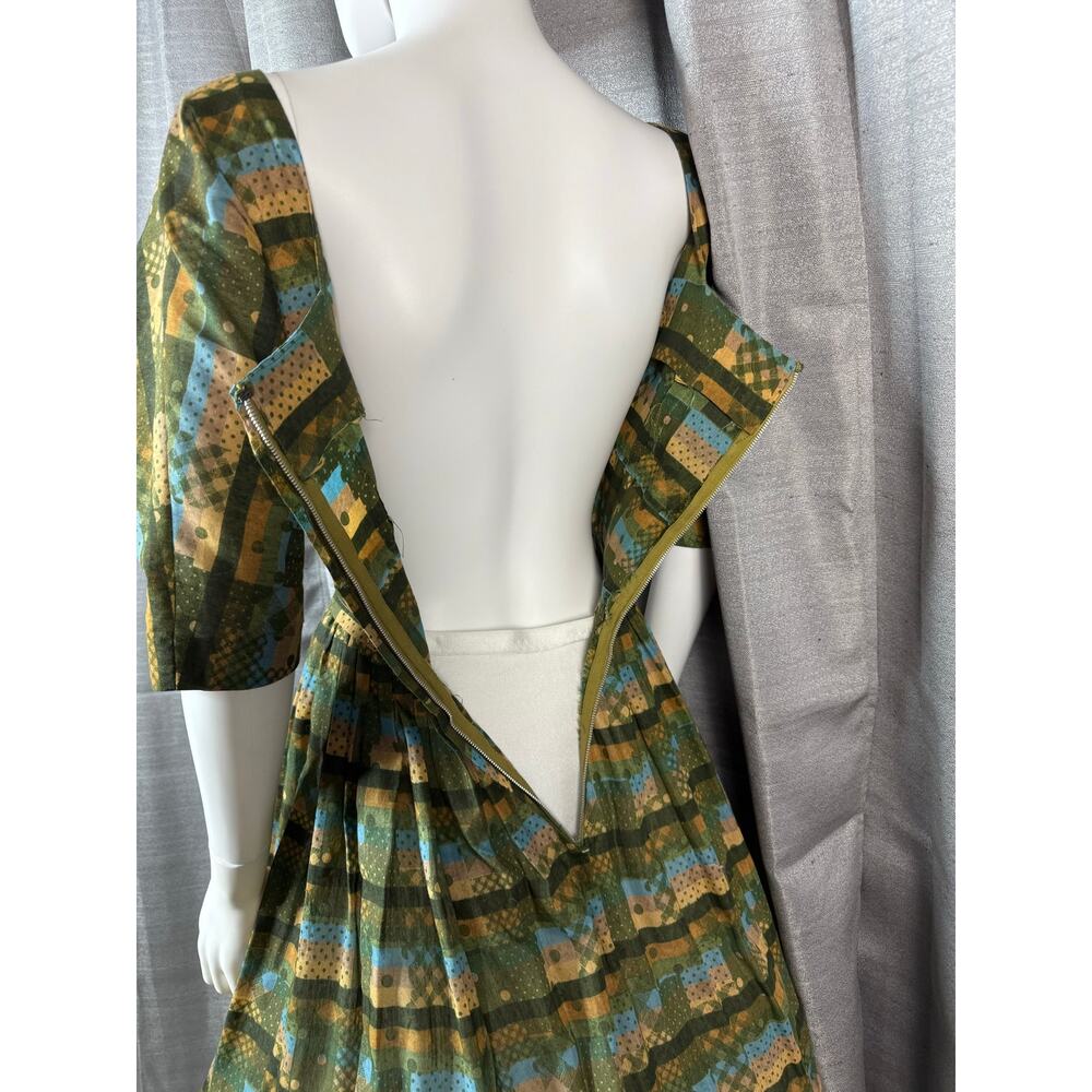 Vintage Moss Green Novelty Print Cotton Day Dress - Picture 6 of 8
